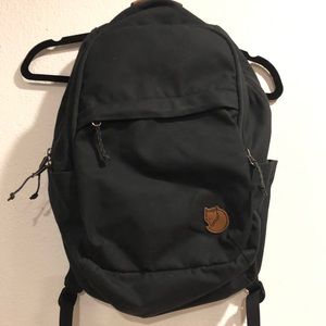 fjallraven backpack g1000
